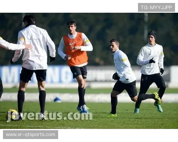 “墨西哥蓝十字备战洲际杯美洲德比,中北美冠军战术曝光” “墨西哥蓝十字备战洲际杯美洲德比,中北美冠军战术曝光”